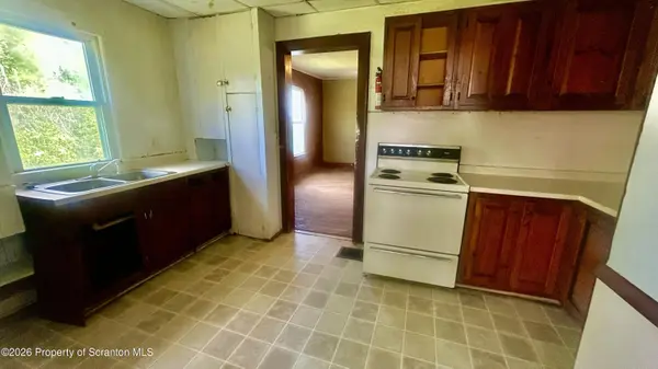 31 Bank ST, Montrose, PA 18801