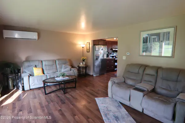 10 Dogwood DR, Tunkhannock, PA 18657