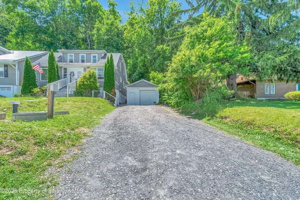2042 State Route 92, Harding, PA 18643