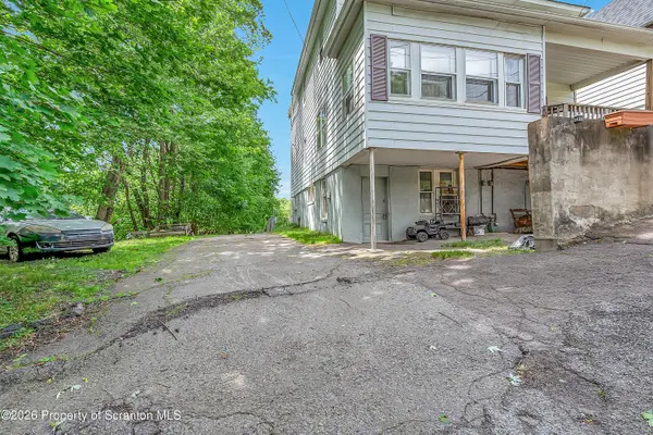 1019 Mark AVE, Scranton, PA 18510