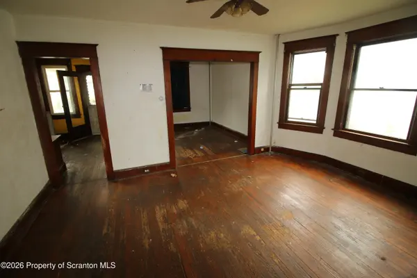 100 Crown AVE, Scranton, PA 18505