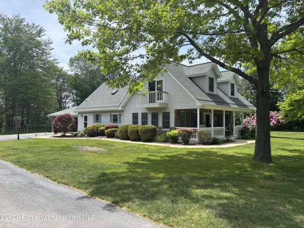 190 Larry LN, Madison Twp, PA 18444