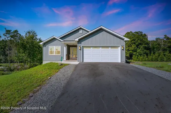 234 Mountainview DR, Jefferson Twp, PA 18436