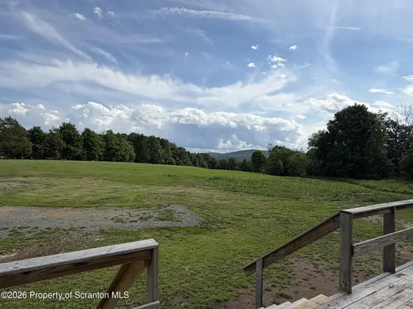 1477 Chipmunk RD, Thompson, PA 18465