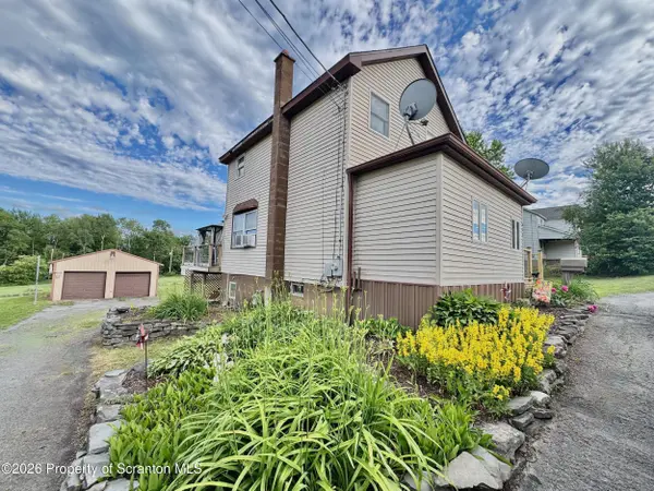 608 1st ST, Richmondale, PA 18421