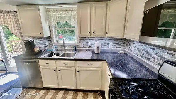 1561 Keelersburg RD, Tunkhannock, PA 18657
