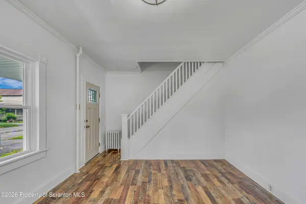 619 Penn AVE, Mayfield, PA 18433