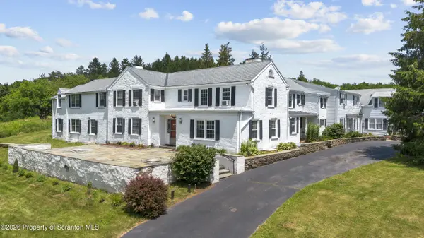 642 Lily Lake RD, Waverly, PA 18471