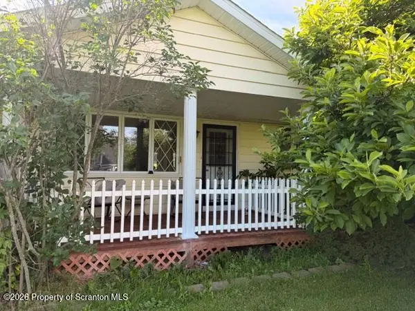 207 Lynn DR, Springville, PA 18844