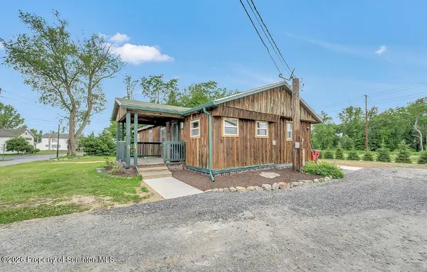 2 Beaver ST, Carbondale, PA 18407
