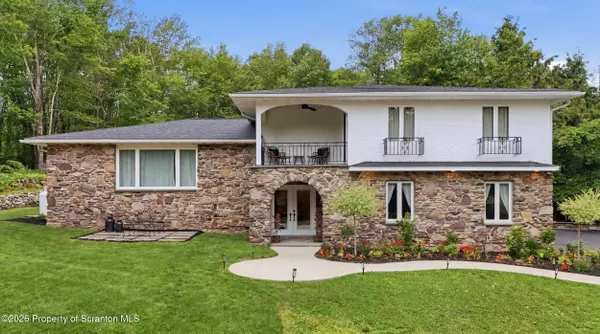 649 Gardner RD, Elmhurst, PA 18444