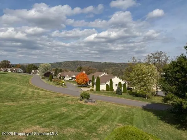 425 Woodland WAY, Tunkhannock, PA 18657