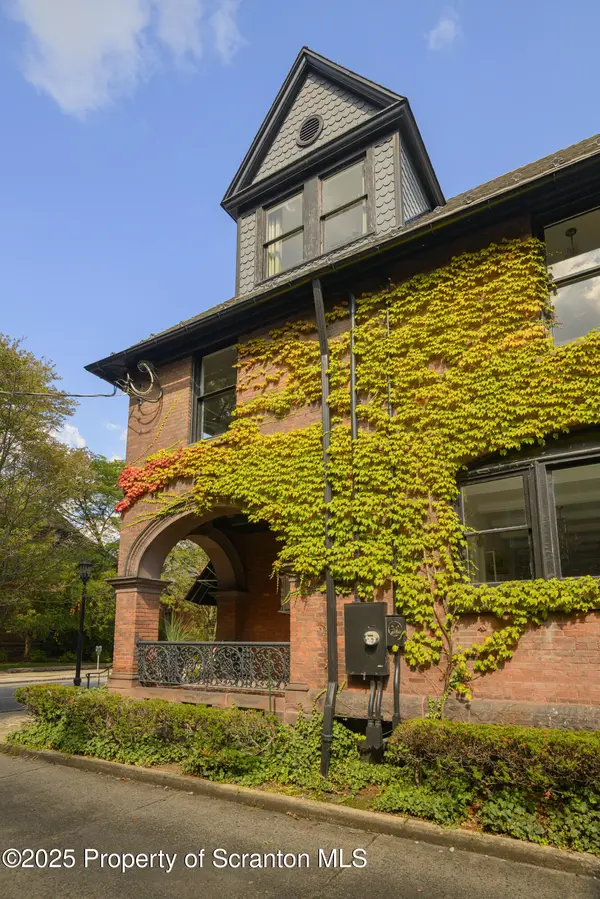 88 S Franklin ST, Wilkes-barre, PA 18701
