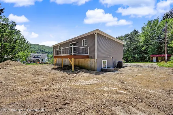 13 Kozel LN, Scott Twp, PA 18411