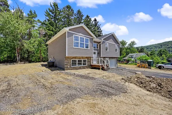 13 Kozel LN, Scott Twp, PA 18411