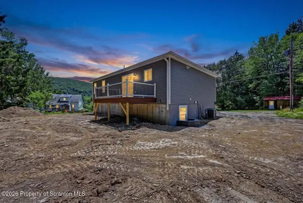 13 Kozel LN, Scott Twp, PA 18411