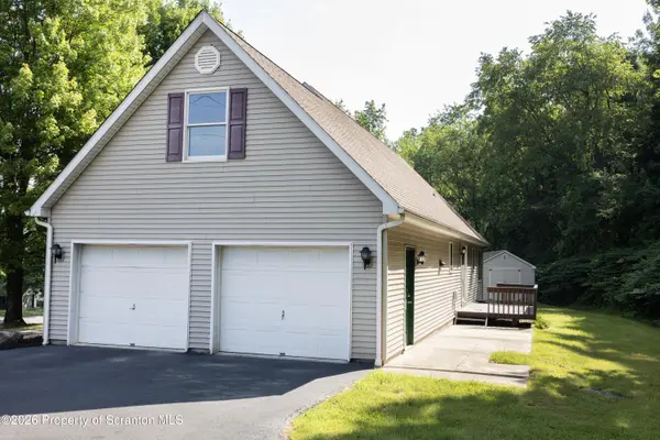 2251 Cedar AVE, Scranton, PA 18505