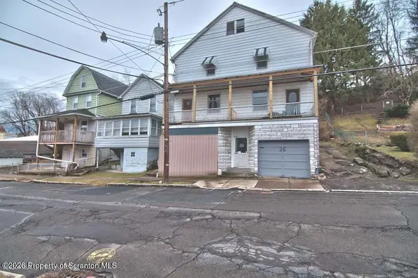 34 Simon Block AVE, Hanover Twp, PA 18706