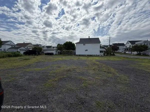 1340 Bryn Mawr ST, Scranton, PA 18504