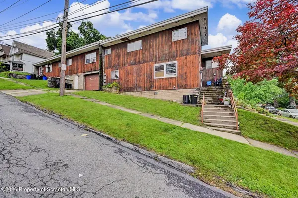 946 Clay AVE, Scranton, PA 18510