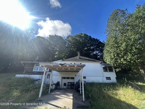452 Mount Olivet RD, Wyoming, PA 18644