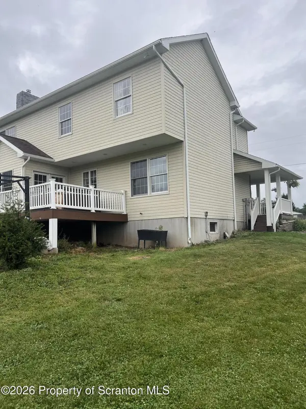1933 Hunsinger RD, Springville, PA 18844