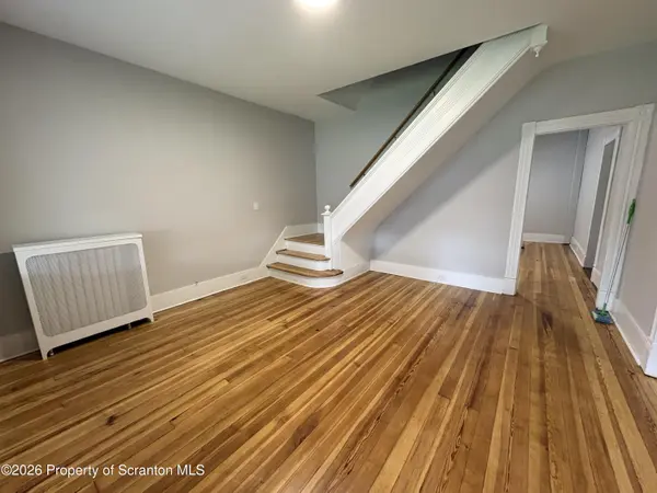 1105 S Main ST, Taylor, PA 18517
