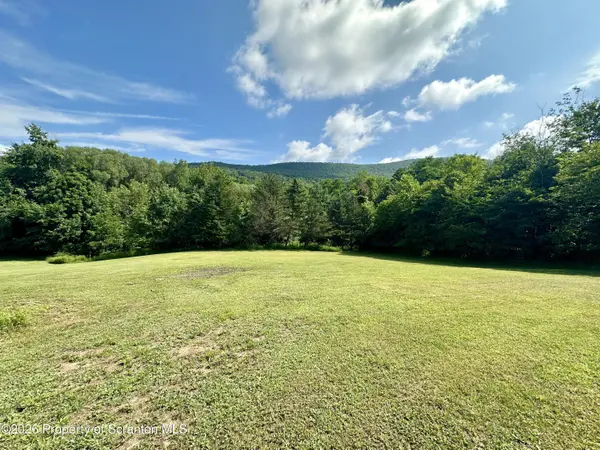 241 Hillside LN, Forkston, PA 18629