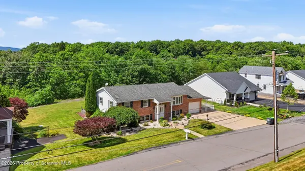 141 Old Boston RD, Pittston, PA 18640