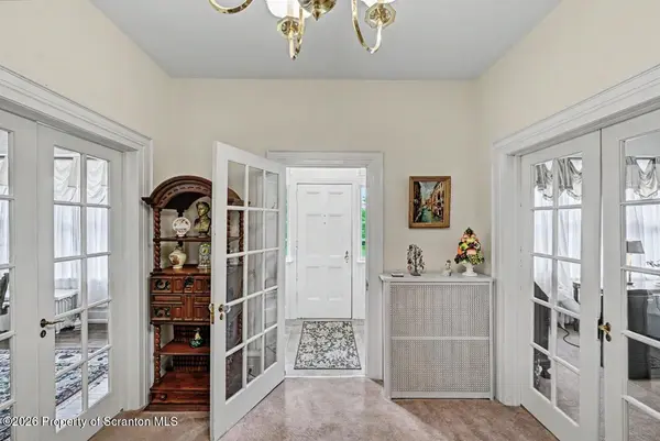 45 Church Hill RD, Glenburn Twp, PA 18414