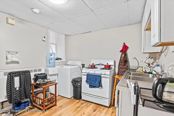 212 E Elm ST, Dunmore, PA 18512