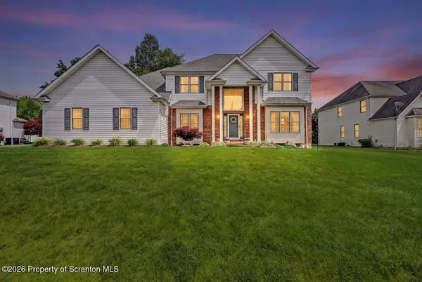 526 Garfield AVE, Jermyn, PA 18433