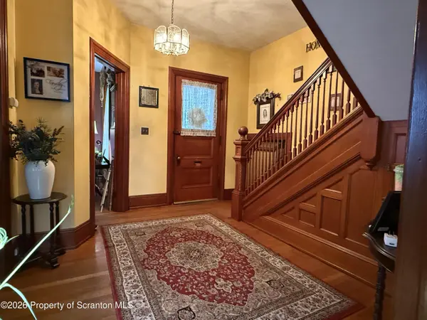 1766 Sanderson AVE, Scranton, PA 18509