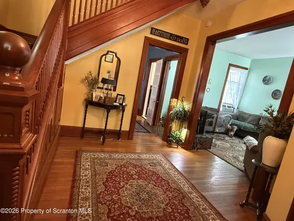 1766 Sanderson AVE, Scranton, PA 18509