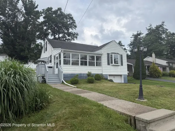 22 Luzerne AVE,  Dallas,  PA 18612