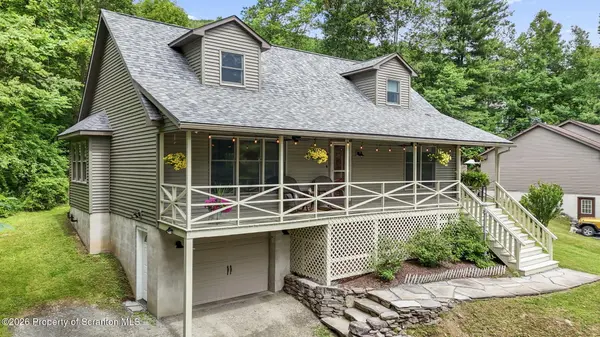 31 W Lake Shore DR, Tunkhannock, PA 18657