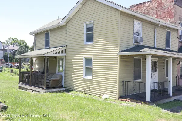 816 Moosic ST, Scranton, PA 18505