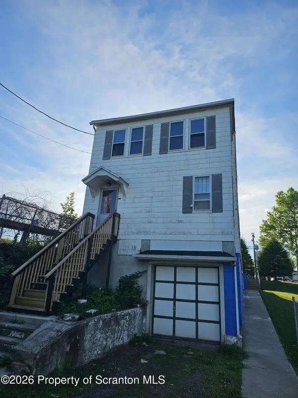 106 N Main ST #Rear, Unit 1, Taylor, PA 18517