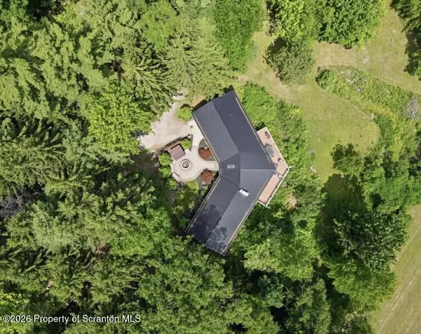 121 Fire Tower RD, Mehoopany, PA 18629