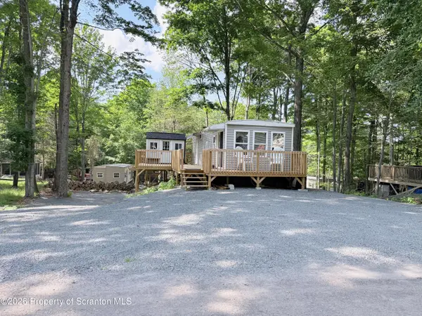 148 Birch TER, Covington Twp, PA 18424