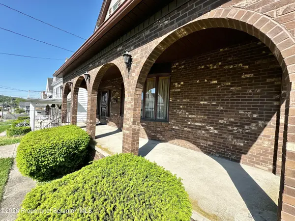 514 5th ST, Dunmore, PA 18512
