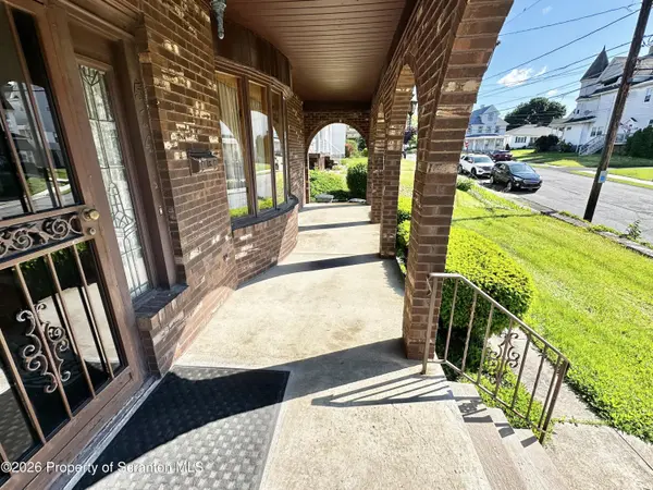 514 5th ST, Dunmore, PA 18512