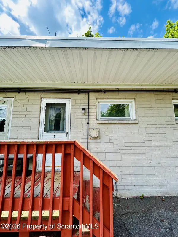 1393-1395 Old Trail RD #B, Clarks Summit, PA 18411
