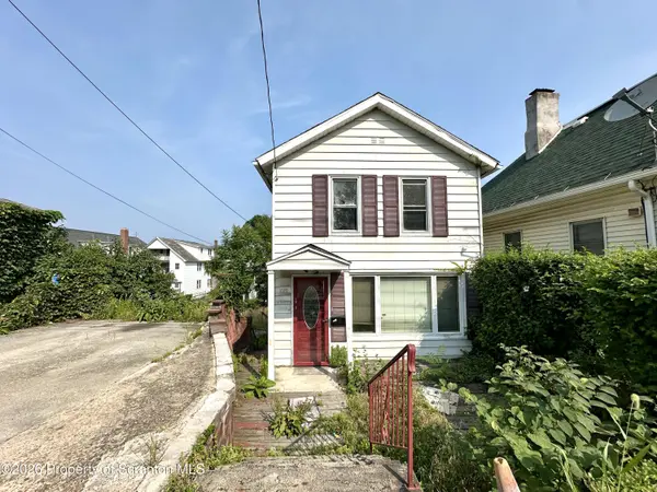 1019 Kirst CT, Scranton, PA 18505