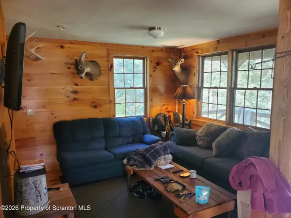 577 Jackson Valley RD, Friendsville, PA 18818