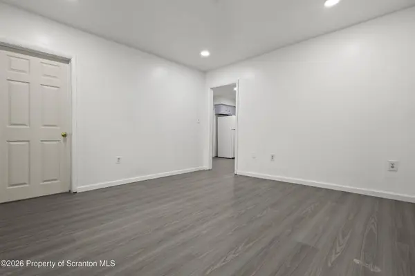 834 E Scott ST, Olyphant, PA 18447
