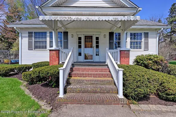 413 Rear Main ST, Dickson City, PA 18519