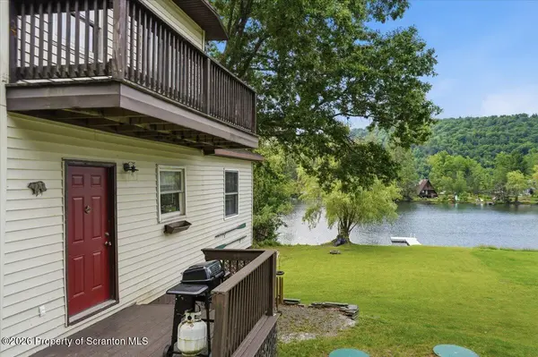 286 N Lake RD, Montrose, PA 18801