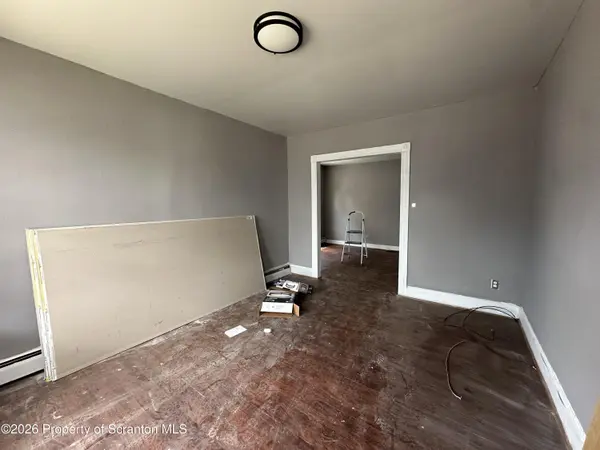 1029 Diamond AVE, Scranton, PA 18508