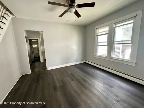 1031 Diamond AVE, Scranton, PA 18508